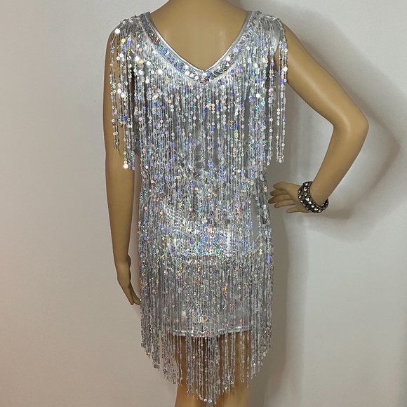 Vintage gatsby silver iridescent sequin fringe mini dress with sequin v neck! - Picture 8 of 15